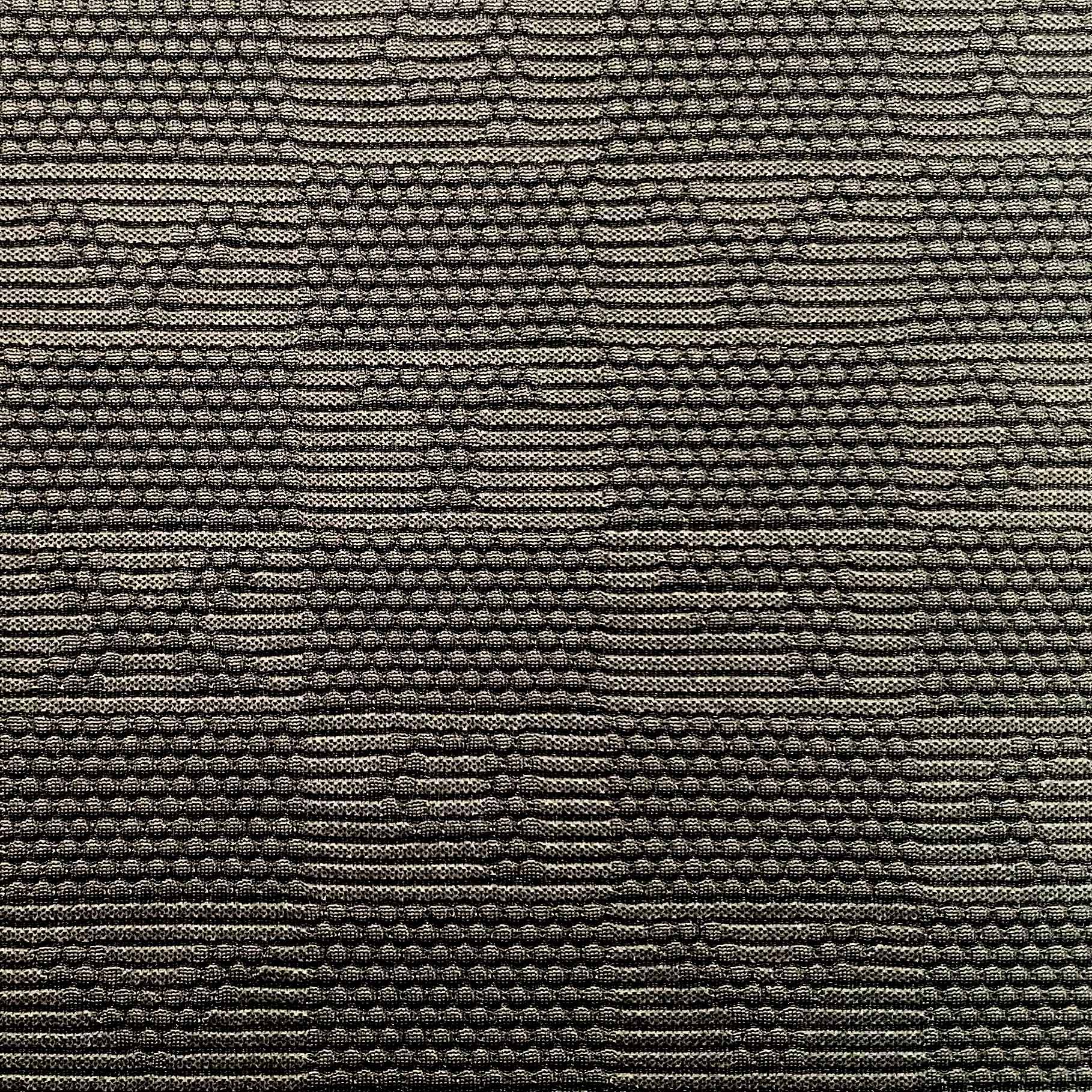 KAIN JACQUARD HURUF HITAM 